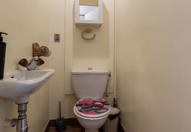 Appartement à Chamonix-Mont-Blanc - Le Cretet 2 - Jardin Privé avec Vue Mont-Blanc Appartement à Chamonix-Mont-Blanc - Le Cretet 2 - Jardin Privé avec Vue Mont-Blanc