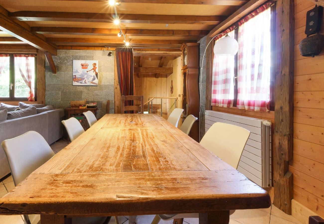 Chalet à Les Houches - Chalet YOLO - Jacuzzi & Sauna - Grand jardin