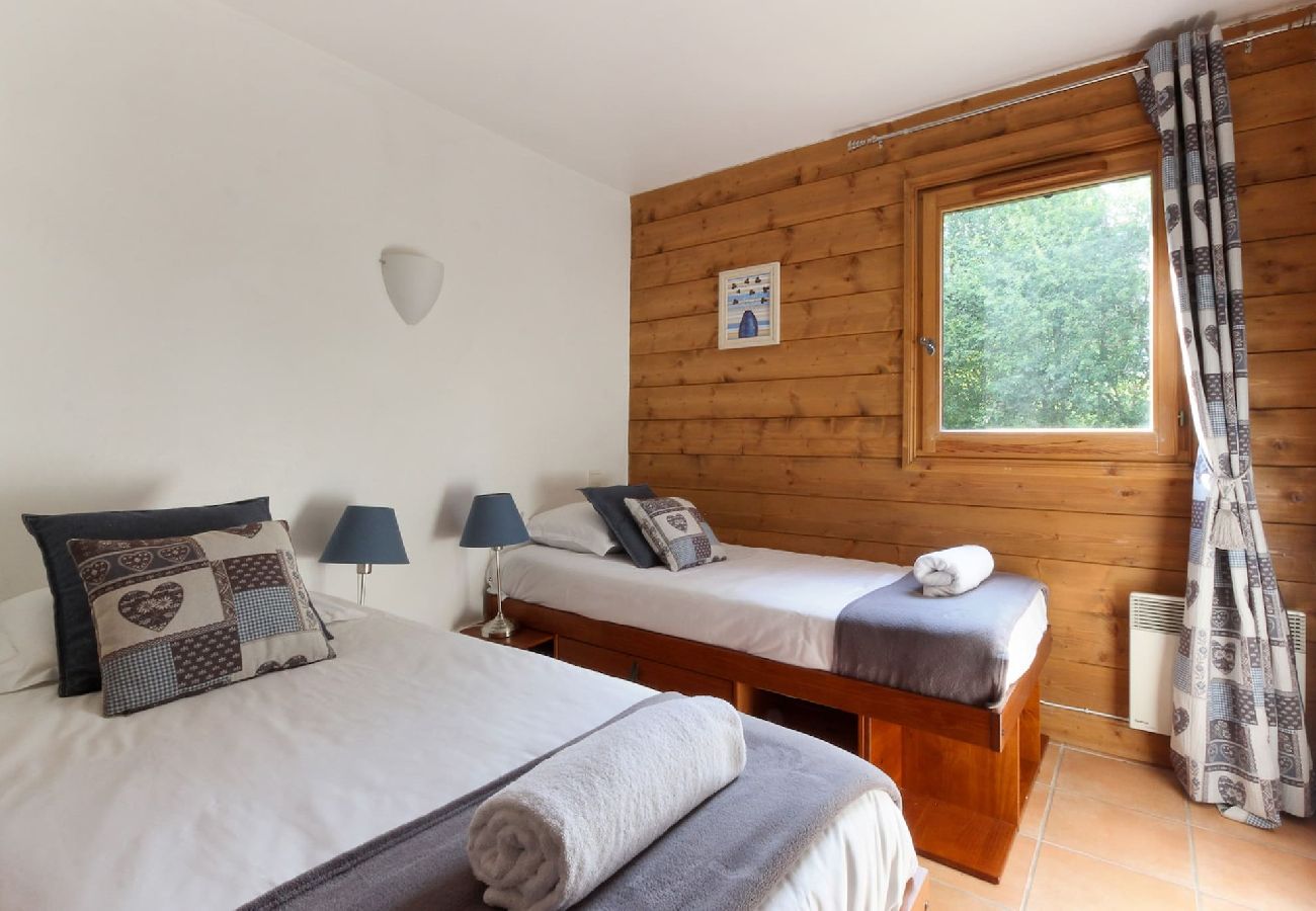 Appartement à Les Houches - Le Grand Tetras · Close Ski Lift & Lake Chavants |