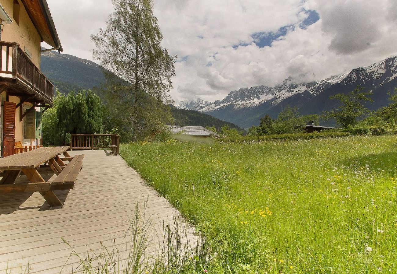 Chalet à Les Houches - Chalet des Chavants -Grand jardin- vue Mt-Blanc