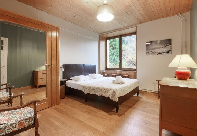 Chalet à Saint-Gervais-les-Bains - Chalet Saint Eloi - 6 ch - Proche du centre Chalet à Saint-Gervais-les-Bains - Chalet Saint Eloi - 6 ch - Proche du centre