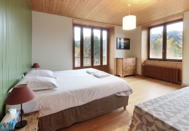 Chalet à Saint-Gervais-les-Bains - Chalet Saint Eloi - 6 ch - Proche du centre Chalet à Saint-Gervais-les-Bains - Chalet Saint Eloi - 6 ch - Proche du centre