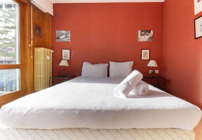 Appartement à Chamonix-Mont-Blanc - Makalu - Vue Panoramic - Proche Brévent Appartement à Chamonix-Mont-Blanc - Makalu - Vue Panoramic - Proche Brévent