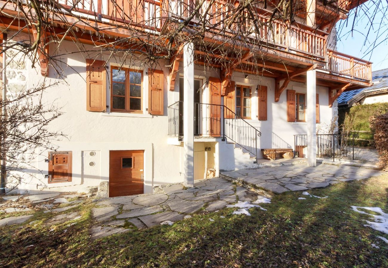 Appartement à Chamonix-Mont-Blanc - Les Alpins - Central - Garden & Mt-Blanc View