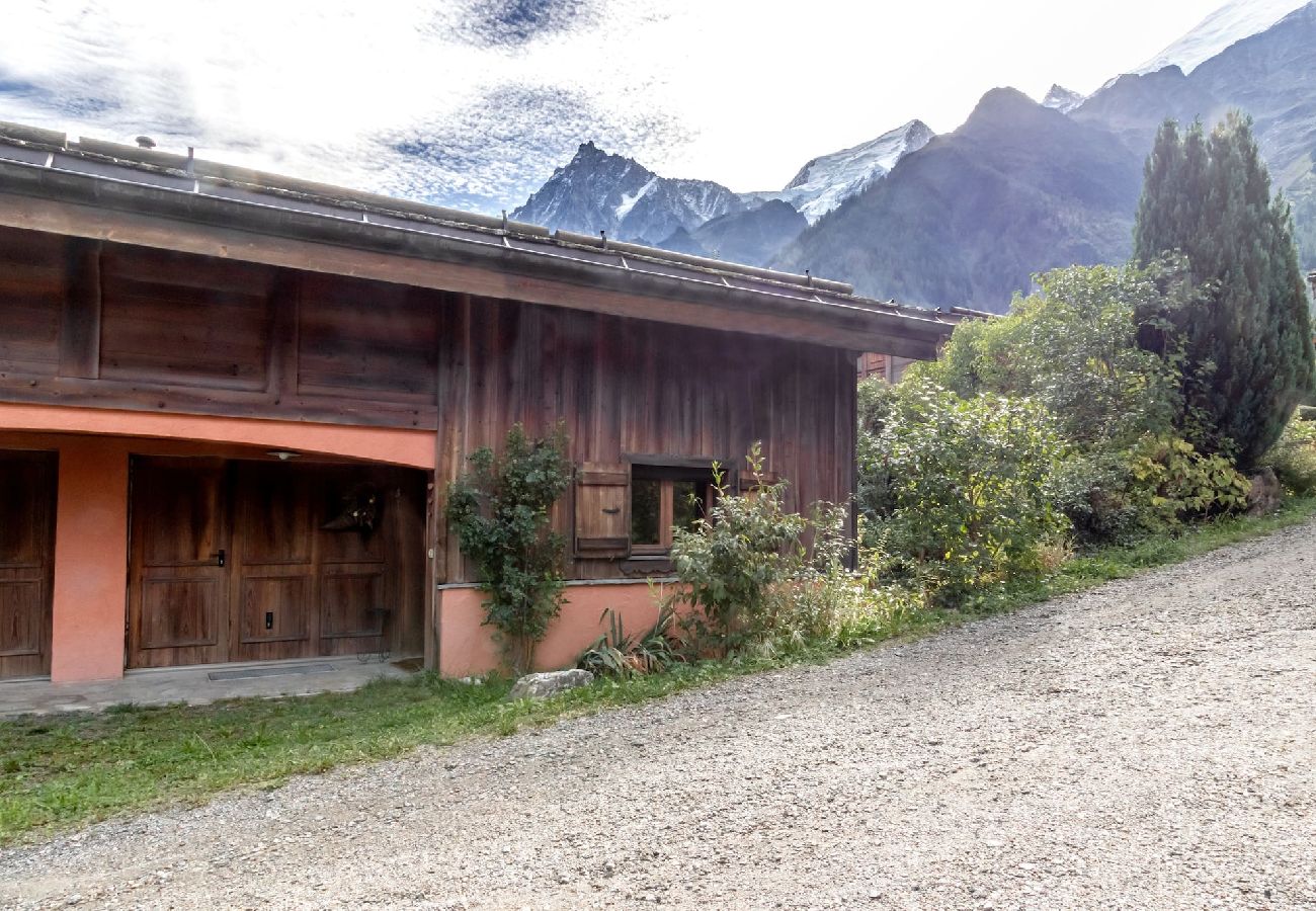 Chalet à Les Houches - Les Cristalliers  · Cozy Family Chalet