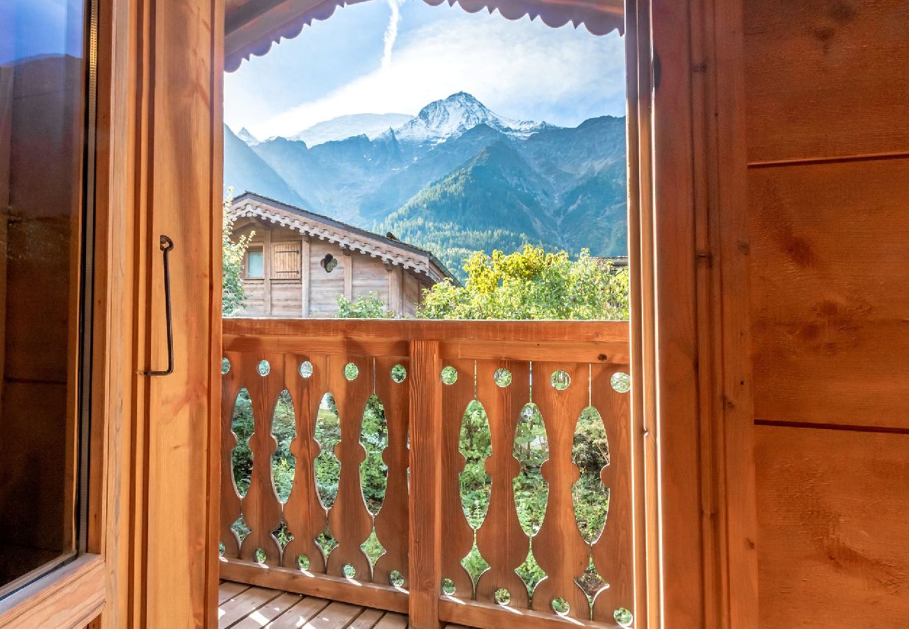 Chalet à Les Houches - Les Cristalliers  · Cozy Family Chalet