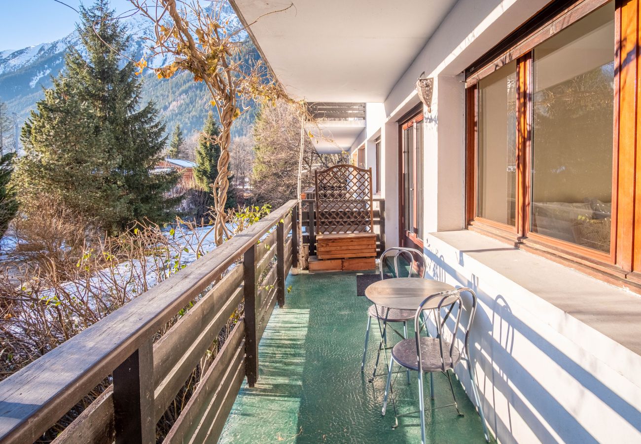 Appartement à Chamonix-Mont-Blanc - Les Tussilages - Balcon et Terrasse vue Mont-Blanc