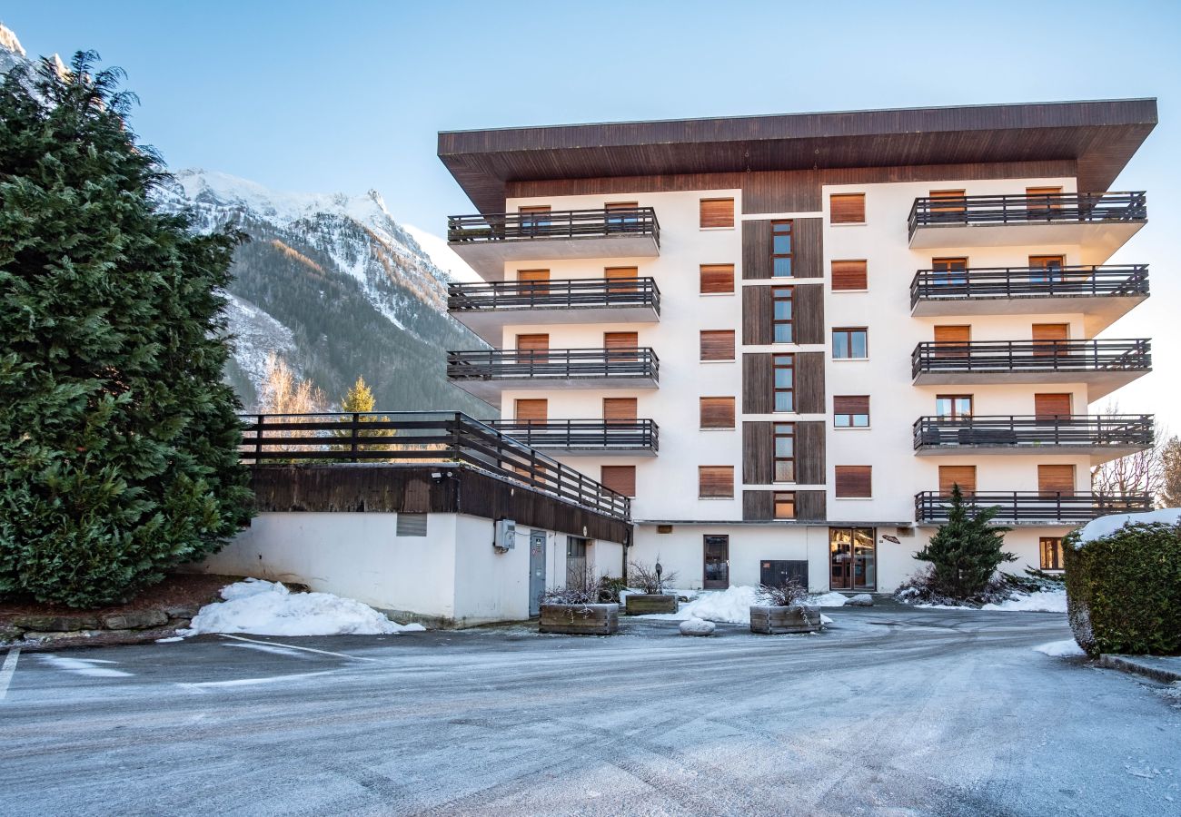 Appartement à Chamonix-Mont-Blanc - Les Tussilages - Balcon et Terrasse vue Mont-Blanc