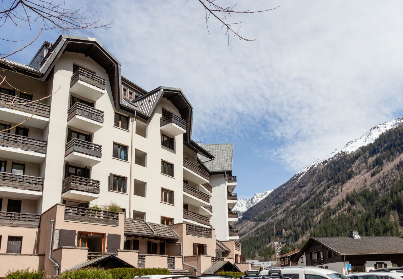 Appartement à Chamonix-Mont-Blanc - Triplex - Hypercentre - Balcon avec vue montagnes