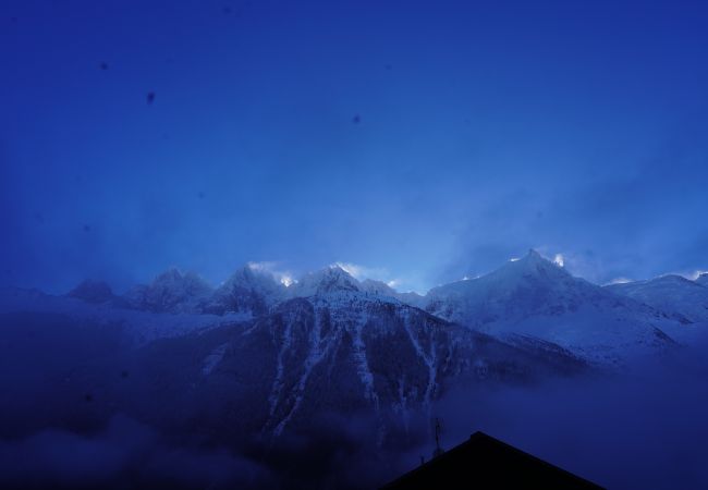Chalet à Chamonix-Mont-Blanc - Chalet Moussoux – Vue Mont-Blanc, Jardin, Hammam Chalet à Chamonix-Mont-Blanc - Chalet Moussoux – Vue Mont-Blanc, Jardin, Hammam