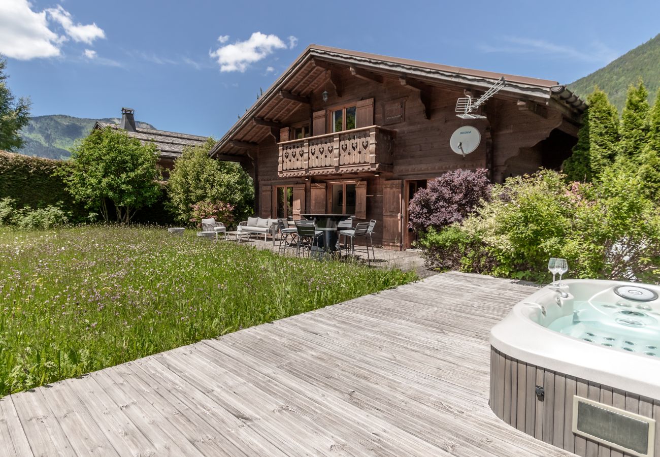 Chalet à Les Houches - Balcon De l'Europe - Jacuzzi privé - Jardin vue Mo