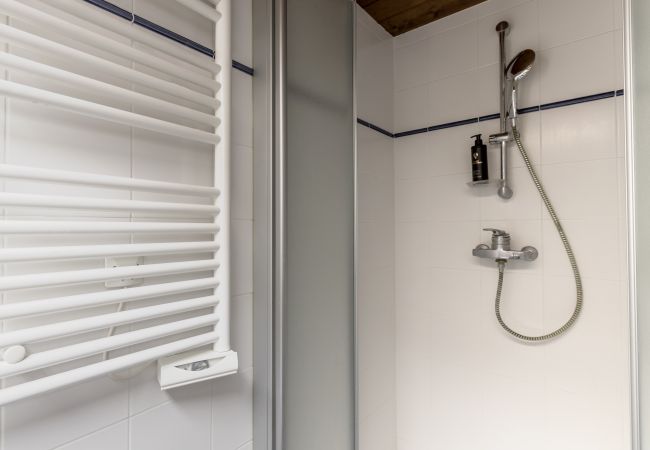 Appartement à Les Houches - La Poya Appt bas - Calme avec de belles vues Appartement à Les Houches - La Poya Appt bas - Calme avec de belles vues