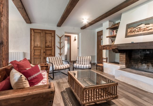 Appartement à Les Houches - La Poya Appt bas - Calme avec de belles vues Appartement à Les Houches - La Poya Appt bas - Calme avec de belles vues