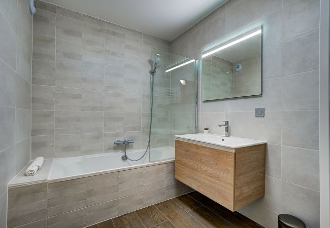 Appartement à Chamonix-Mont-Blanc - White Pearl - Centre de Chamonix - 2ch - Rénové Appartement à Chamonix-Mont-Blanc - White Pearl - Centre de Chamonix - 2ch - Rénové