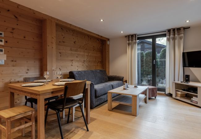 Appartement à Chamonix-Mont-Blanc - Jardin du Brevent - T3 - Terrasse privée- rénovée Appartement à Chamonix-Mont-Blanc - Jardin du Brevent - T3 - Terrasse privée- rénovée