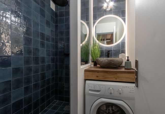 Appartement à Chamonix-Mont-Blanc - Jonquille 2 - Centre - Terrasse Privée - Vues Appartement à Chamonix-Mont-Blanc - Jonquille 2 - Centre - Terrasse Privée - Vues