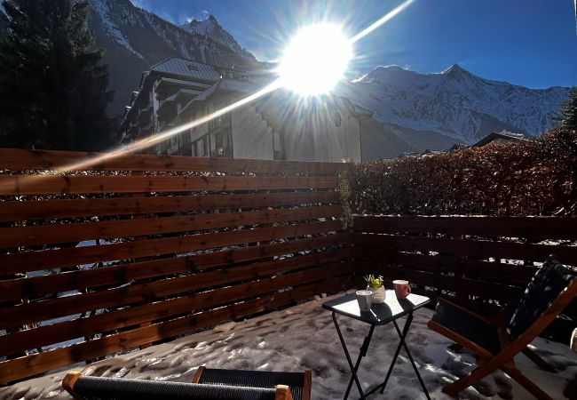 Appartement à Chamonix-Mont-Blanc - Jonquille 2 - Centre - Terrasse Privée - Vues Appartement à Chamonix-Mont-Blanc - Jonquille 2 - Centre - Terrasse Privée - Vues