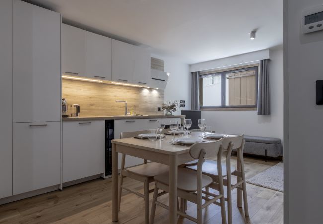 Appartement à Les Houches - Studio Kayla - Espace bien-être, Piscine Appartement à Les Houches - Studio Kayla - Espace bien-être, Piscine