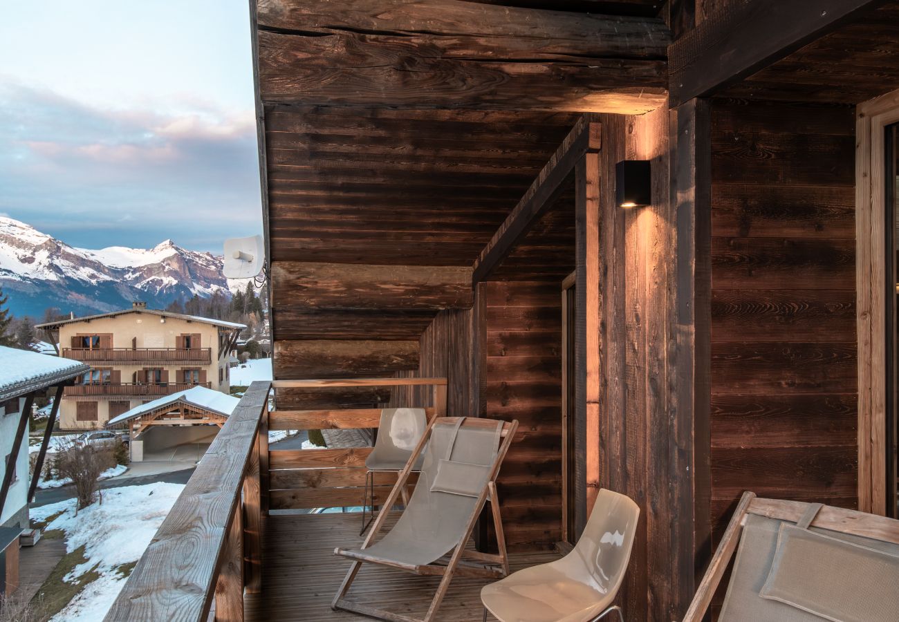 Appartement à Demi-Quartier - Le Black Wood - Chalet famille avec sauna, balnéo