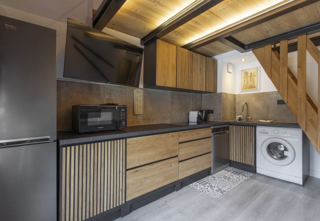 Appartement à Chamonix-Mont-Blanc - Blanc Neige balcon & vue au cœur de Chamonix Appartement à Chamonix-Mont-Blanc - Blanc Neige balcon & vue au cœur de Chamonix