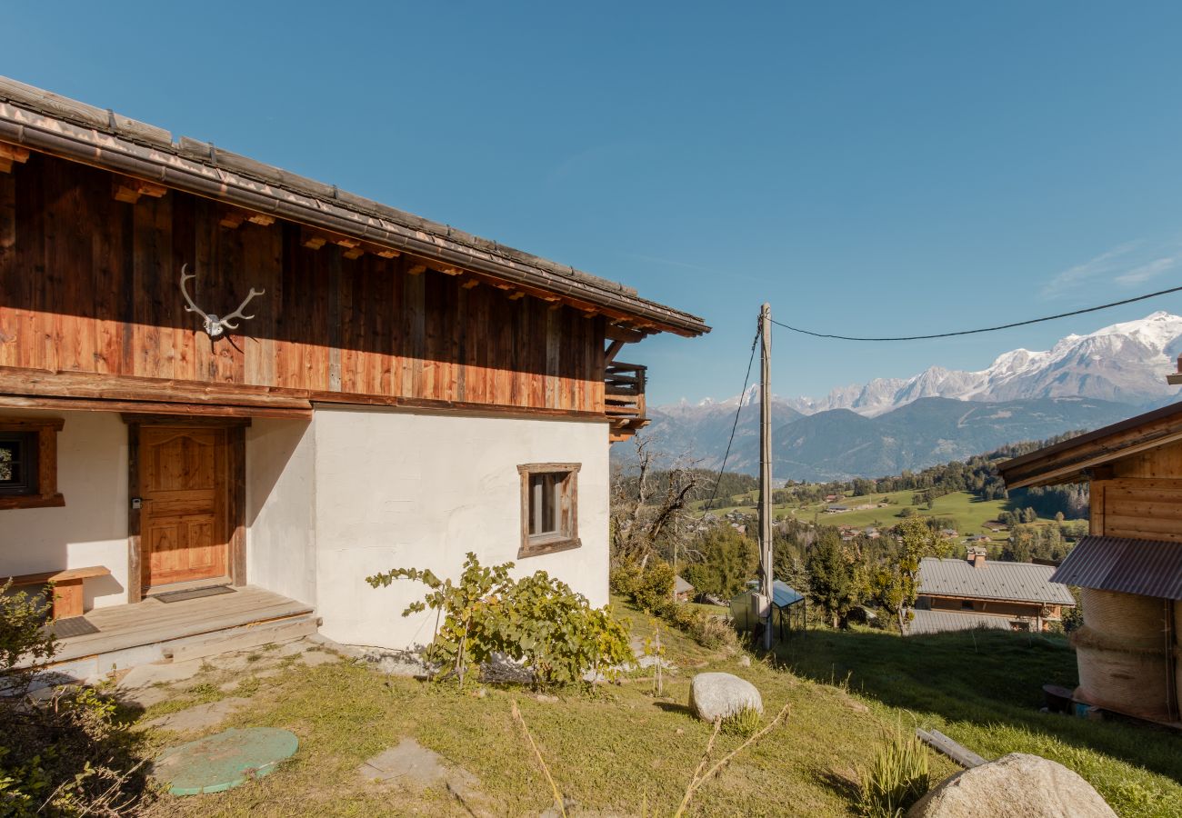 Appartement à Cordon - Appt Vincent - 200 m2 - Idéal famille - Vue Mont-B