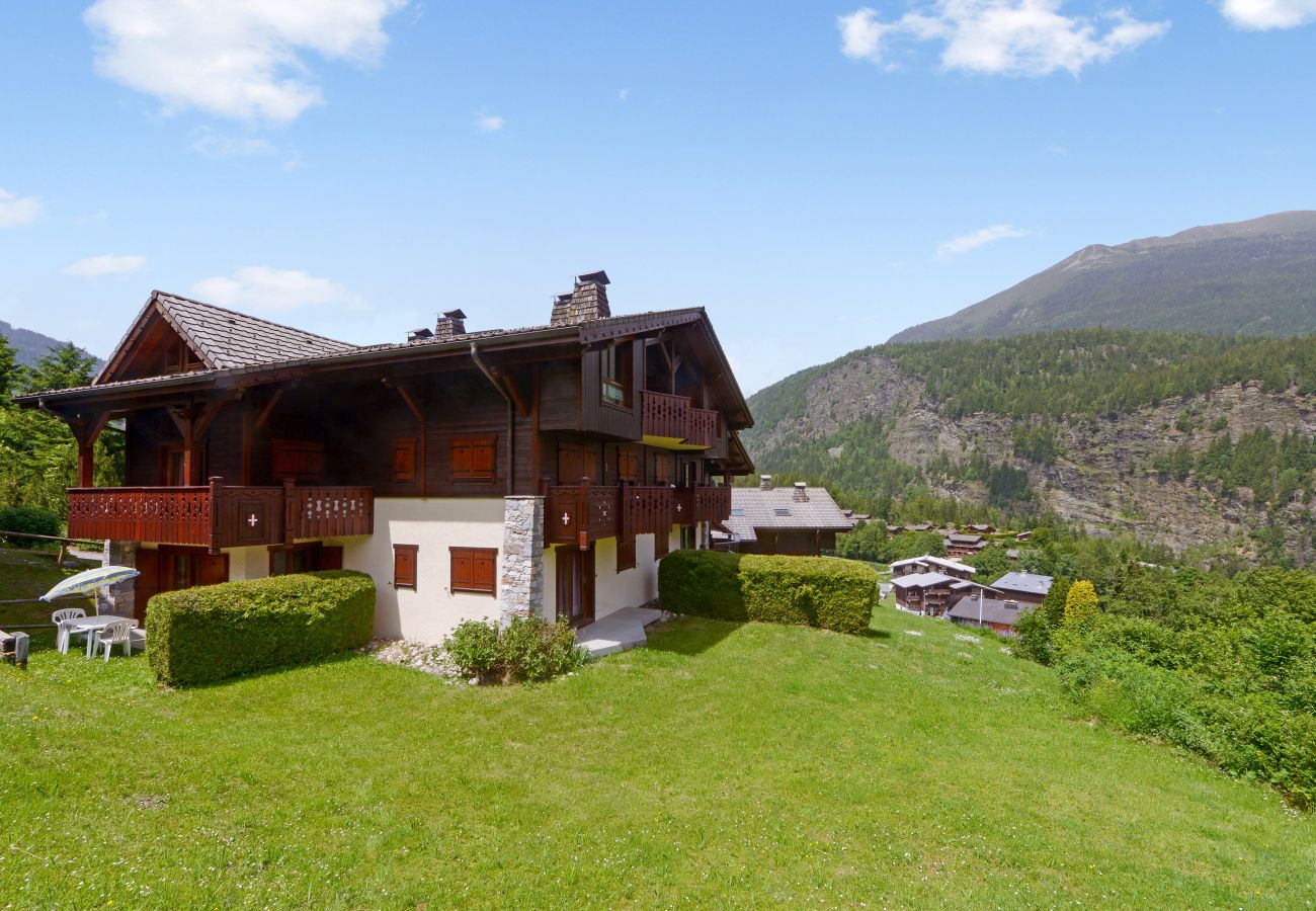Appartement à Les Houches - Tête Rousse - Ski aux pieds - Piscine - Terrace