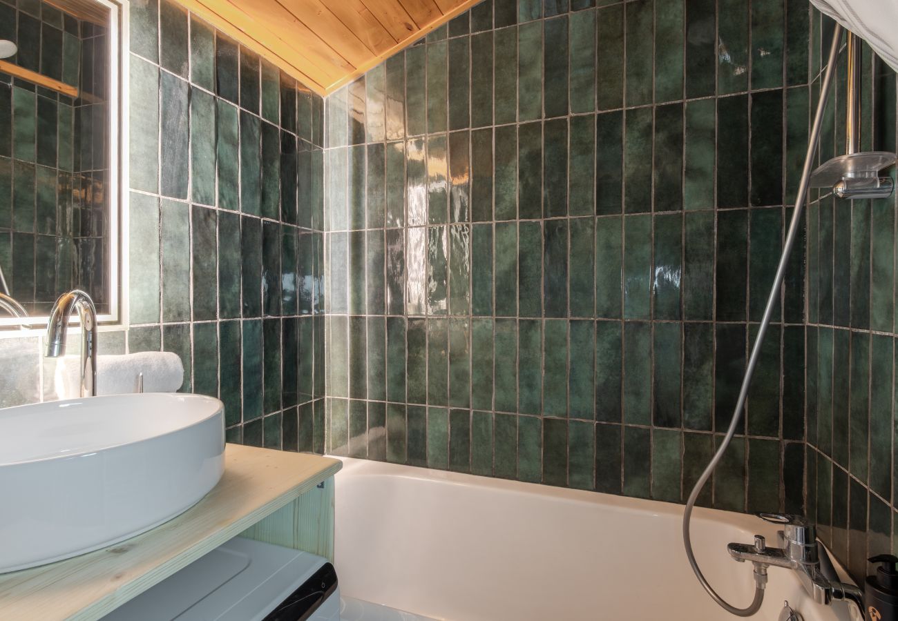 Appartement à Saint-Gervais-les-Bains - Le Mont Joux - Vue montagne & télécabine