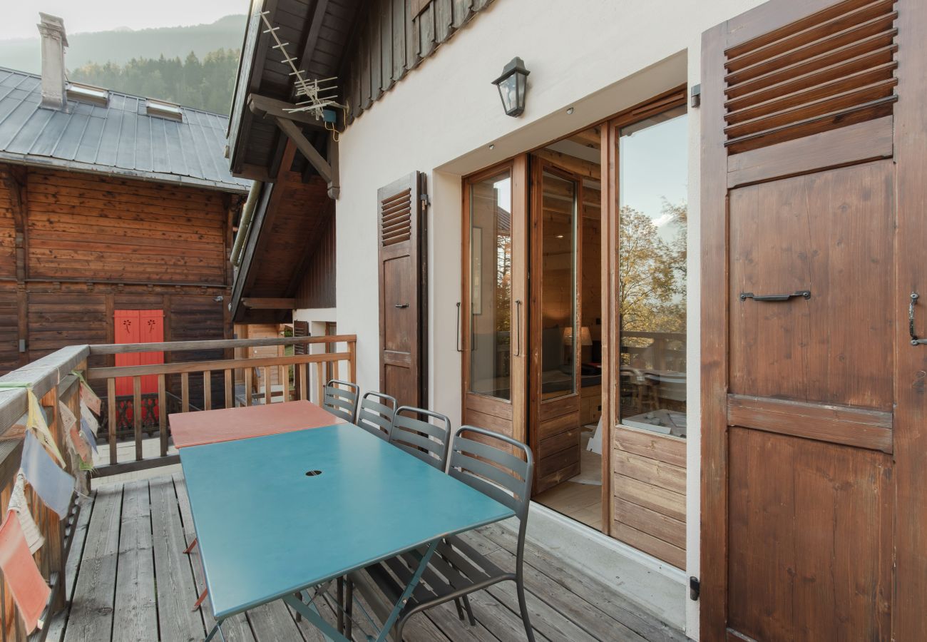 Chalet à Chamonix-Mont-Blanc - Le Refuge des Pècles - Vue Mont-Blanc - Central