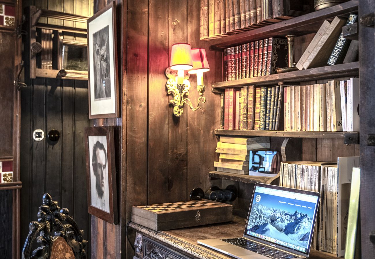 Chalet à Chamonix-Mont-Blanc - Chalet La Renarde - Expérience alpine unique