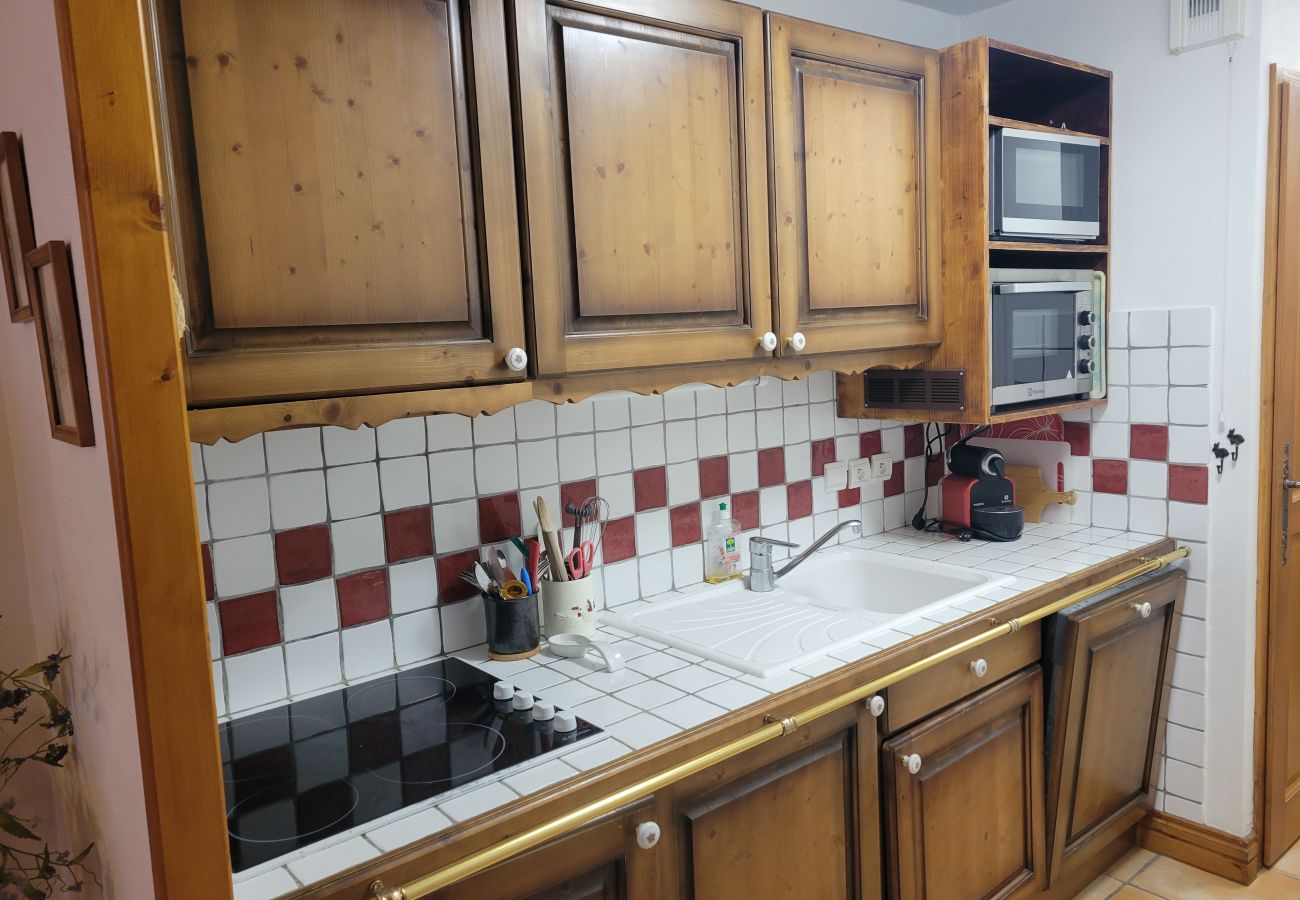 Appartement à Les Houches - Les Grandes Jorasses 3 - Jardin - Vue massif Mont