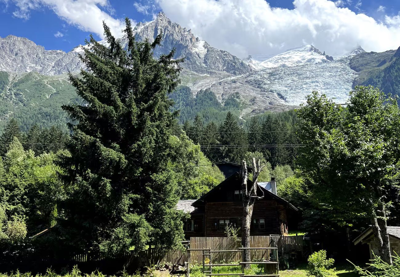 Appartement à Chamonix-Mont-Blanc - Les Carlines des Bossons – Jardin & Panorama