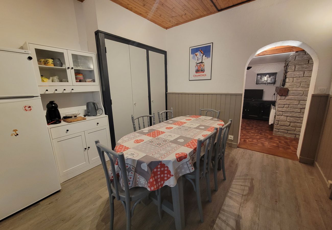 Appartement à Chamonix-Mont-Blanc - Les Carlines des Bossons – Jardin & Panorama